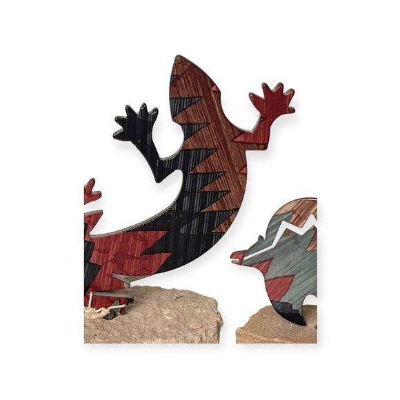 New VTG LAZART 3pc Southwest Metal on Sandstone Sculpture  Gecko Turtle & Bear - Picture 2 of 12